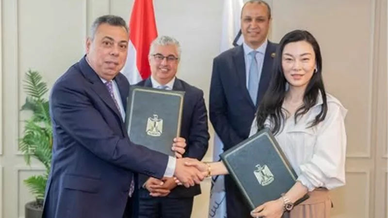 شركة صينية تستثمر 7 ملايين دولار لإنشاء مصنع للملابس الجاهزة بمنطقة القنطرة غرب الصناعية