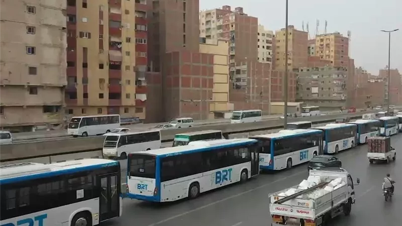بتكلفة 7 مليارات جنيه.. كامل الوزير يكشف موعد انتهاء المرحلة الثانية من الأتوبيس الترددي