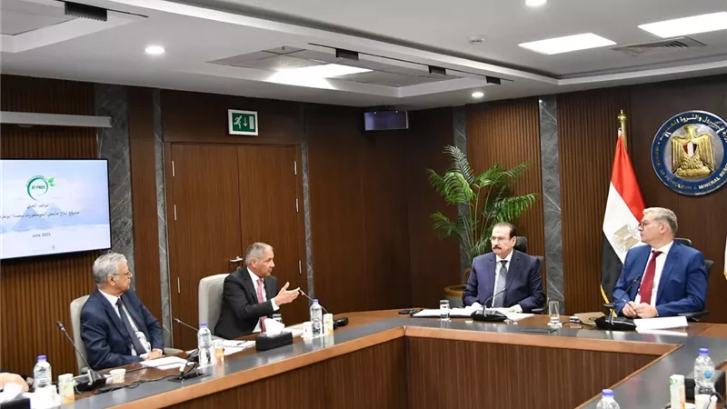 البترول: 573 مليون دولار تكلفة المرحلة الأولى لمشروع إنتاج حامض الفوسفوريك بهضبة أبوطرطور