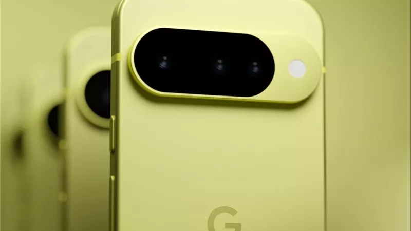 جوجل تسخر من iOS 26 وتُمهّد لإطلاق Pixel 10 برسائل ساخرة