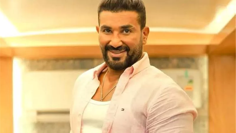 أنظمة أمان ومواصفات خرافية.. كيف أنقذت تكنولوجيا كاديلاك أحمد سعد وأسرته من الموت؟  