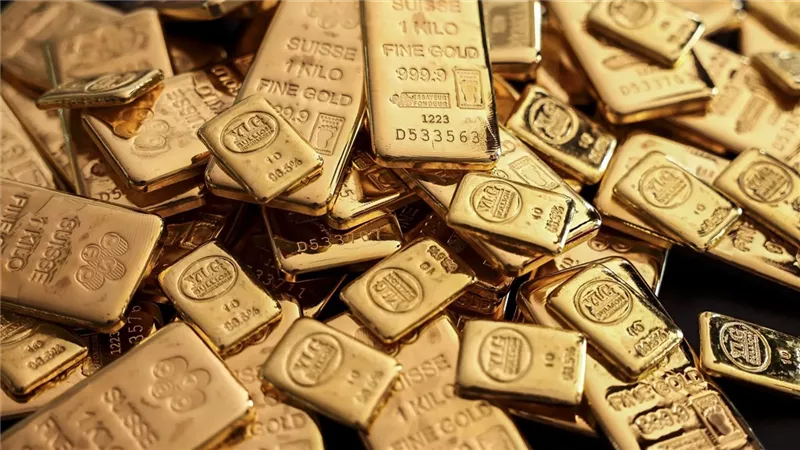 الضبابية تسيطر على المشهد.. هل يكسر سعر أونصة الذهب 5000 دولار قريباً؟