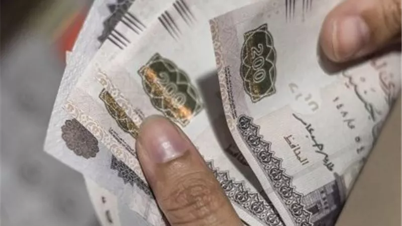 بدء صرف معاشات يوليو 2025 بالزيادة الجديدة 15%