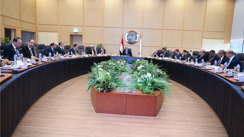 وزير الصناعة والنقل يترأس الجمعية العامة العادية للشركة القابضة للنقل