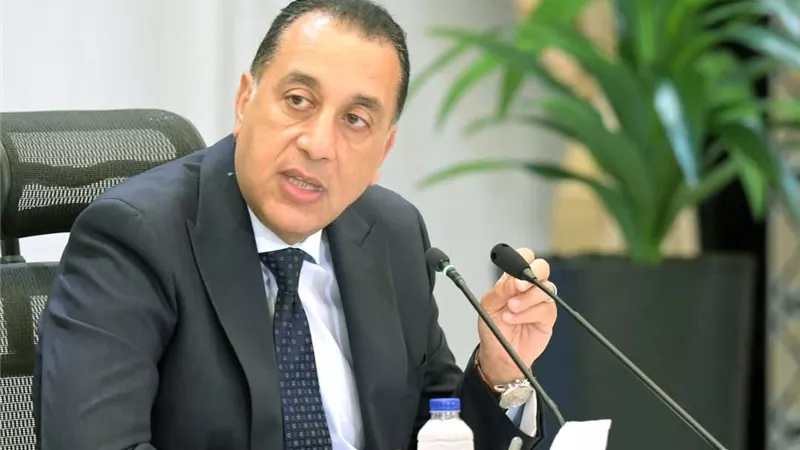 مدبولي: تطوير المناطق التاريخية واستثمار أراضي كورنيش النيل