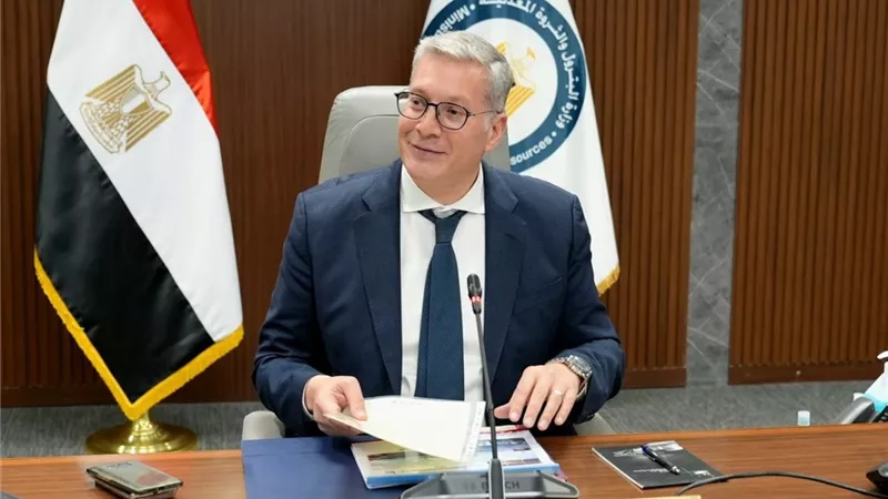 البترول تمول إنشاء وحدة للغسيل الكلوى بمستشفى الغردقة العام