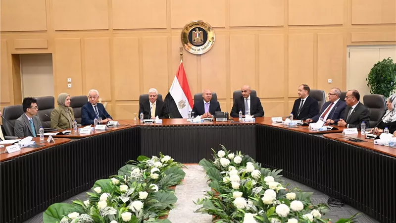 وزير الصناعة يشهد توقيع بروتوكول تعاون بين “الكفاية الإنتاجية” و
