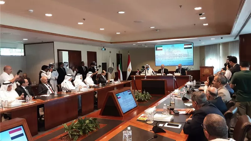  وزير الصناعة يشارك في الملتقى الاستثماري  المصري الكويتي  
