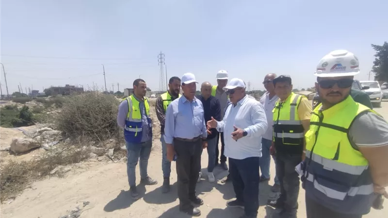 وزير الإسكان يتابع إنشاء القوس الغربى لمحور اللواء عمر سليمان بمحافظة الإسكندرية