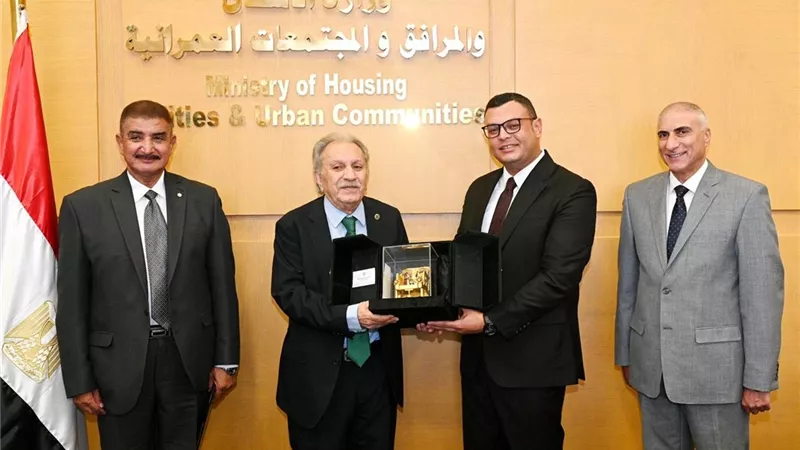 وزير الإسكان يشهد توقيع بروتوكول لتصدير العقار بين المجتمعات العمرانية والمهندسين العرب