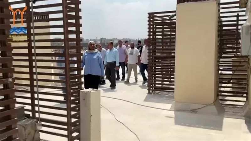 رئيس 