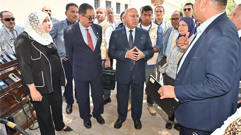 لجنة برئاسة التنمية الصناعية لدراسة تحسين خام الحديد المصري وتقليل الاستيراد