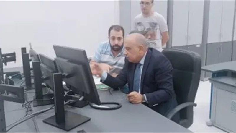 محمود عصمت: شبكة الكهرباء القومية تؤمّن التغذية بكفاءة عالية رغم موجة الحر