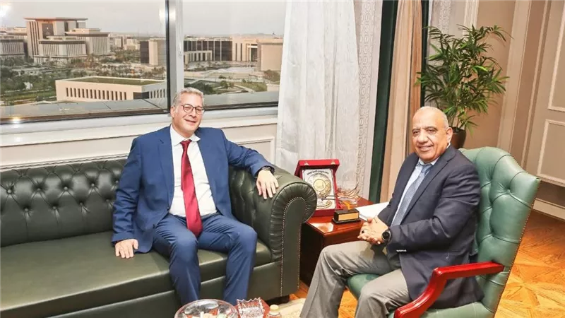 وزيرا الكهرباء والبترول يؤكدان على خطة العمل التكاملية والعمل المشترك لتوطين الصناعة