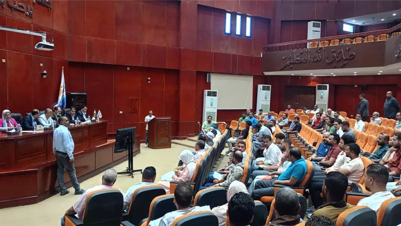 رئيس جهاز بدر: بيع 11 محلًا تجاريًا ومخبز بلدي في مزاد علني