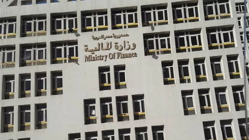 مصر تستعد لطرح سندات للمغتربين لتعزيز مواردها المالية