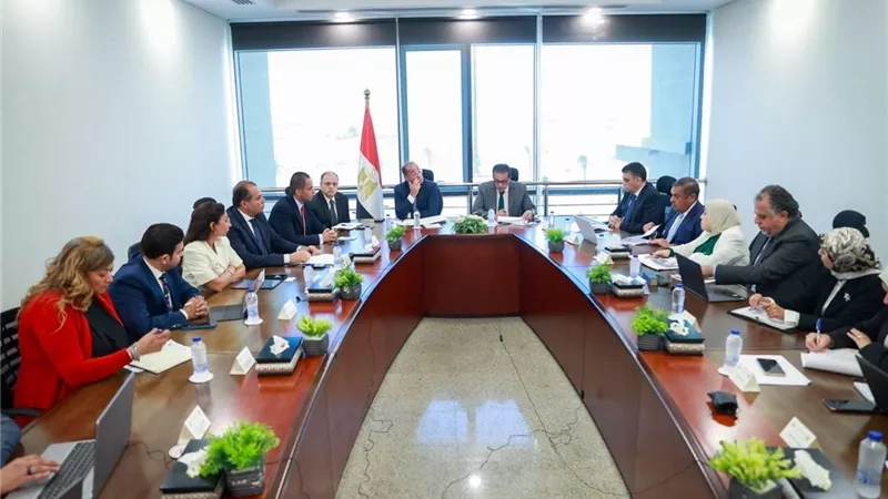 وزير المالية: تقديم حزمة متنوعة من المساندة  لزيادة القدرة التنافسية للقطاع الخاص في الأسواق العالمية