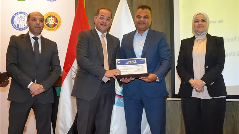 وزير المالية يكرم ٦ مأموريات ضريبية حققت نتائج متميزة فى مسار الشراكة