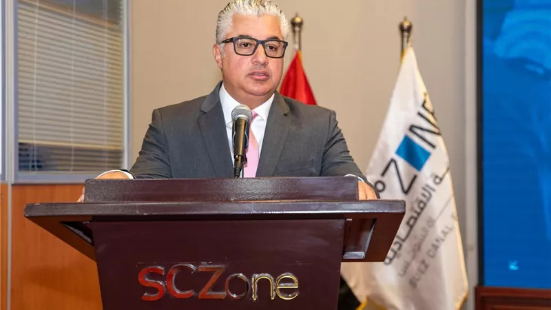 رئيس اقتصادية قناة السويس يستقبل وفد التمثيل التجاري للتعريف بمقومات الهيئة والفرص الاستثمارية 