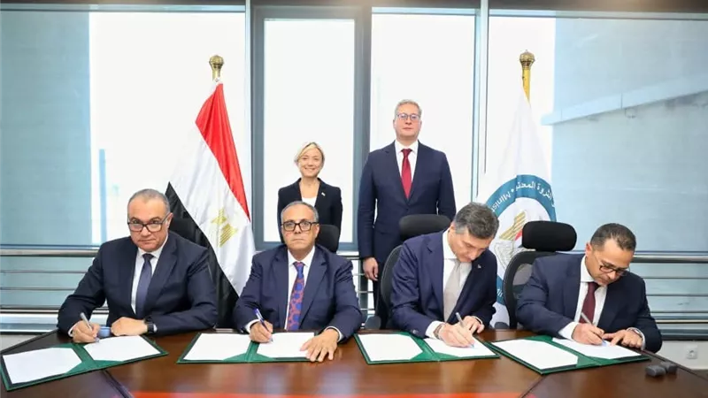 بعد توقيع اتفاقية مع إيني وبي بي.. وزير البترول: خطوة لتعظيم الإنتاج 