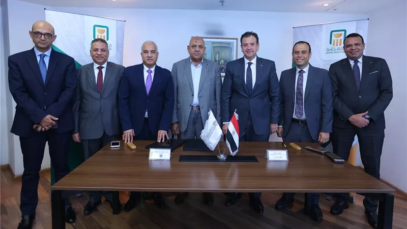 البنك الأهلي المصري يبرم بروتوكول تعاون مع شركة أجروفود لتجارة الأقطان والتقاوي