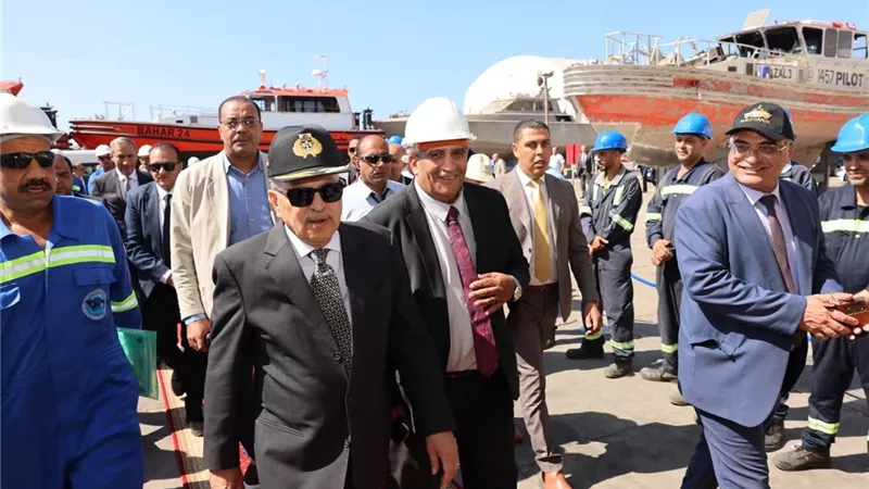 الفريق أسامة ربيع يشهد لحام قرينة 