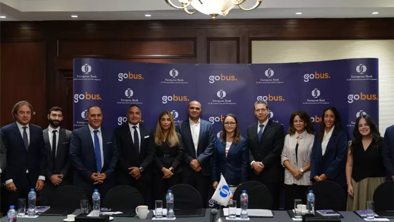 10.6 مليون يورو من البنك الأوروبي لإعادة الإعمار والتنمية لإطلاق أسطول للحافلات الكهربائية في مصر