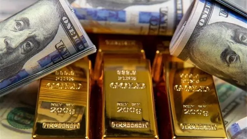 لماذا يظل الذهب الملاذ الآمن المفضل للمستثمرين رغم تقلبات الأسواق؟