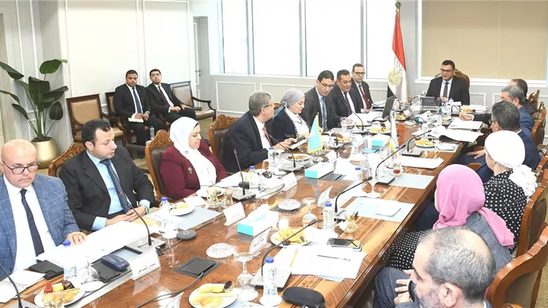 وزير الإسكان يترأس اجتماع مجلس إدارة الهيئة العامة للتنمية السياحية