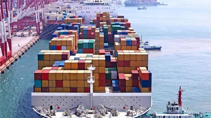 الموانئ المصرية تستقبل 17288 رحلة خلال 2025 بنسبة نمو 6.6 %