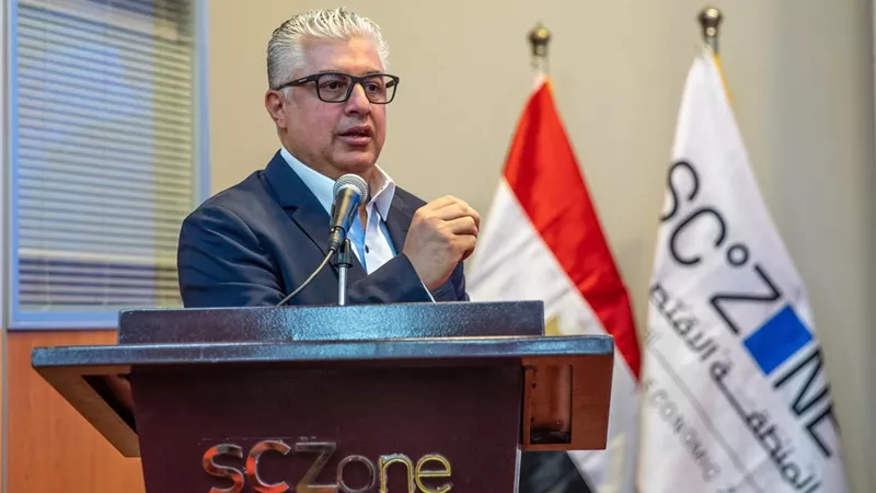  جمال الدين: نعمل على تطوير الإجراءات الجمركية بجميع مواني اقتصادية قناة السويس