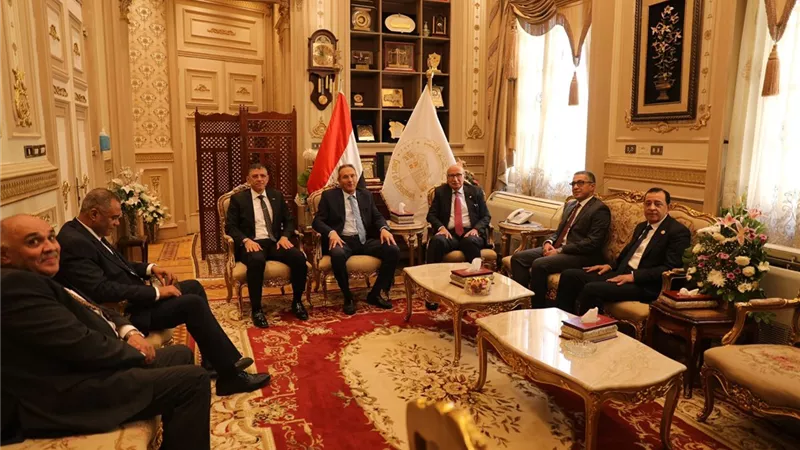رئيس محكمة النقض يستقبل رئيس مجلس إدارة اتحاد بنوك مصر