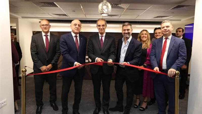 افتتاح مركز فاوندإيفر العالمي بالأقصر لتعزيز صناعة التعهيد وتوفير فرص عمل للشباب