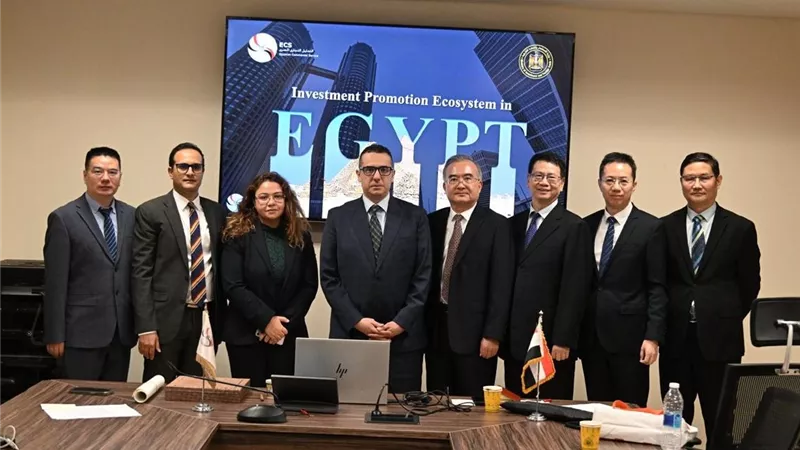 التمثيل التجاري يبحث جذب استثمارات صينية جديدة من مقاطعة 