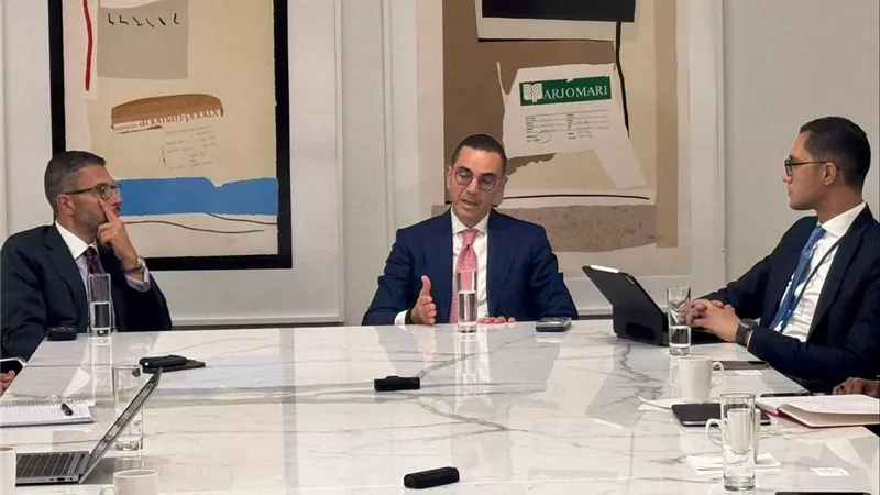 الخطيب: الحكومة تعمل على إصلاح مناخ الاستثمار من خلال تبسيط الإجراءات وإزالة المعوقات