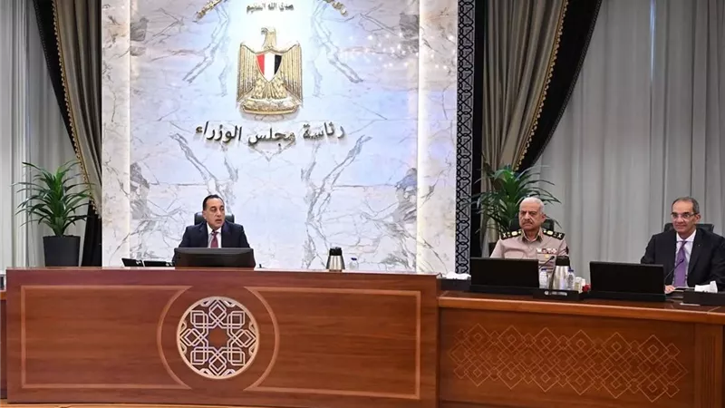 الحكومة تستعرض الاستراتيجية الوطنية للبناء والعمران الأخضر المستدام تمهيدًا للإطلاق