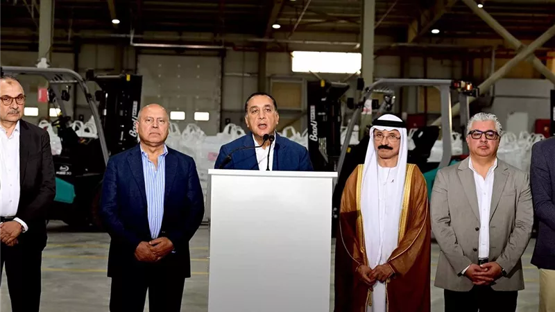 مدبولي: استثمارات بـ11 مليار دولار ثمرة تطوير البنية التحتية بالمنطقة الاقتصادية
