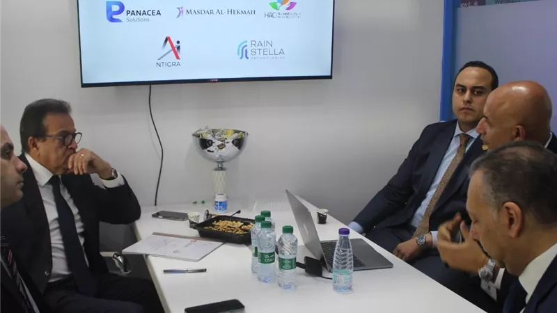 وزير الصحة يبحث التعاون مع «E-Health» و«Rain Stella» لدعم التحول الرقمي الصحي
