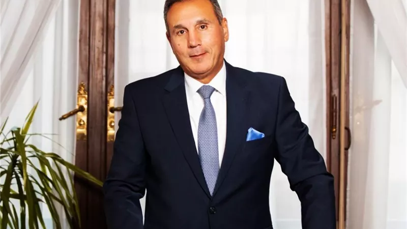 توقعات بخفض الفائدة 4% ونصيحة عاجلة للمدخرين.. محمد الإتربي يكشف ملامح 2026 ومصير الدولار