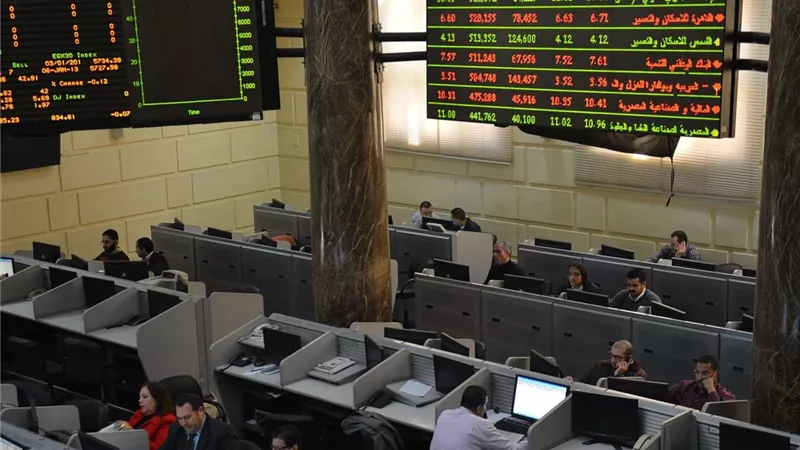 خبير: تراجع البورصة المصرية طبيعي بسبب جني الأرباح بعد الارتفاعات القوية