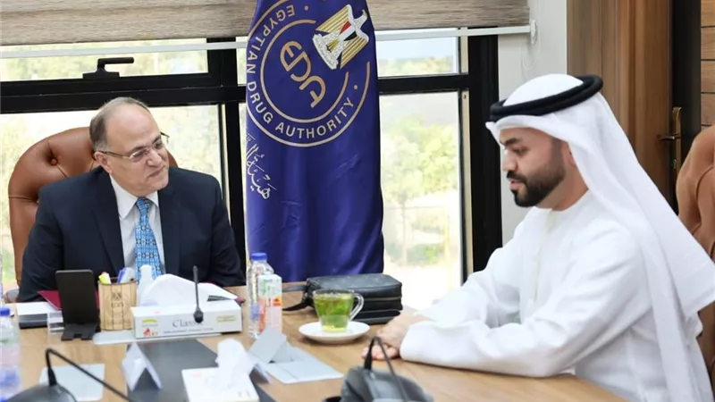 هيئة الدواء المصرية تبحث مع شركة 