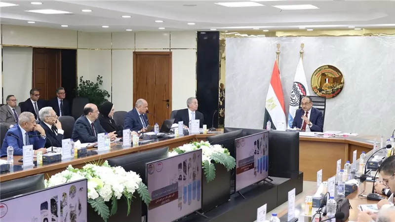 قطاع الأعمال يعتمد نتائج القابضة المعدنية بنمو 30% وقفزة 70% بالصادرات