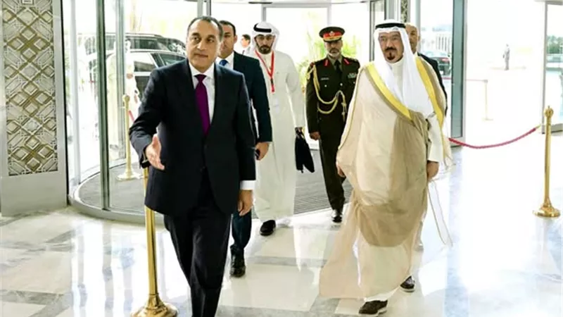رئيسا وزراء مصر والكويت يعقدان جلسة مباحثات موسعة لبحث قضايا الاهتمام المشترك 