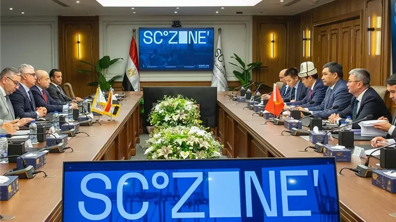 تعزيز الشراكة بين مصر وقيرغيزستان عبر مشروعات جديدة في المنطقة الاقتصادية لقناة السويس