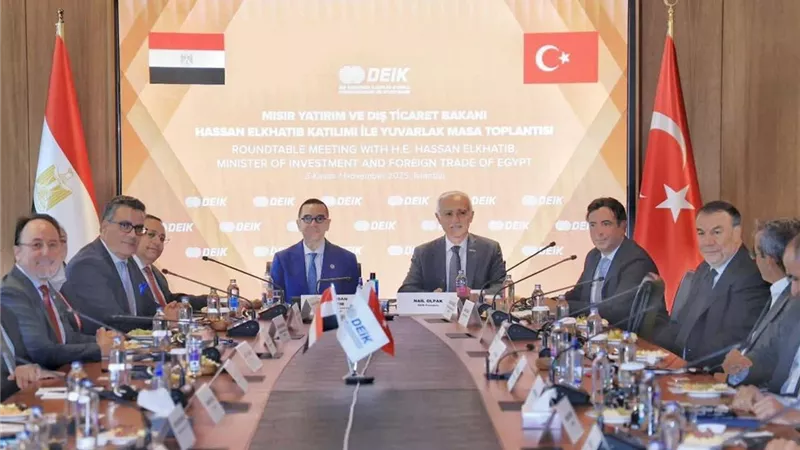 وزير الاستثمار والتجارة الخارجية يبحث مع الشركات التركية تعزيز استثماراتها في مصر