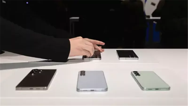 سامسونج تدخل ميزة كشف المكالمات الاحتيالية من جوجل إلى سلسلة Galaxy S26