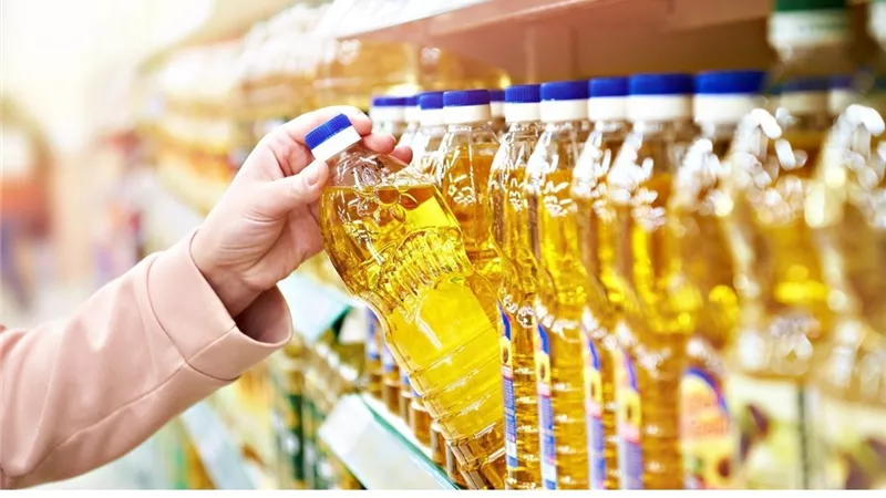 ارتفاع أسعار الزيت والسمن في السوق المحلية رغم مبادرة رئيس الوزراء