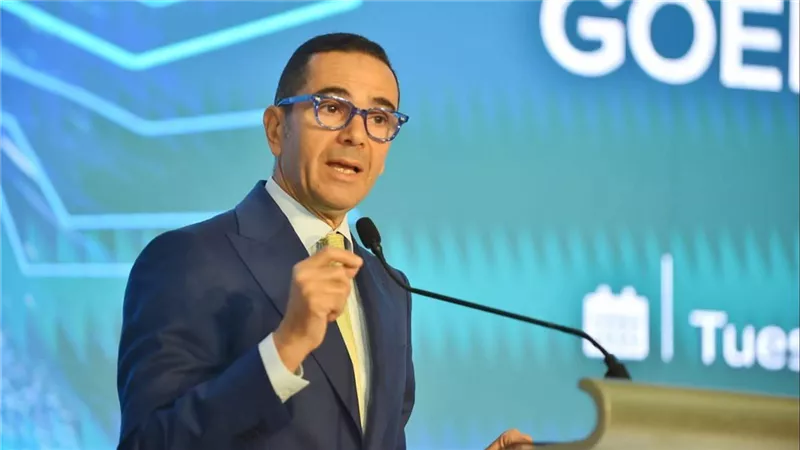 صادرات مصر غير البترولية ترتفع 19% وتراجع العجز التجاري 5 مليارات دولار 