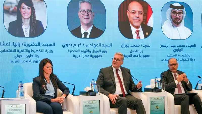 وزير البترول: بنية تحتية قوية تجعل مصر مركزًا إقليميًا لتجارة الطاقة