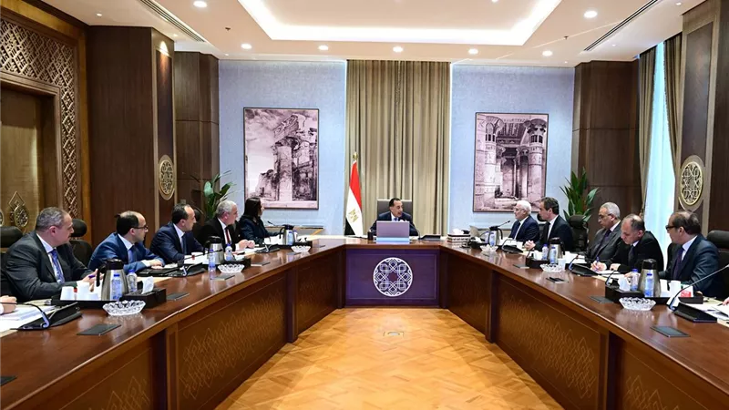 رئيس الوزراء يتابع جهود إصلاح أوضاع المؤسسات الصحفية والهيئة الوطنية للإعلام